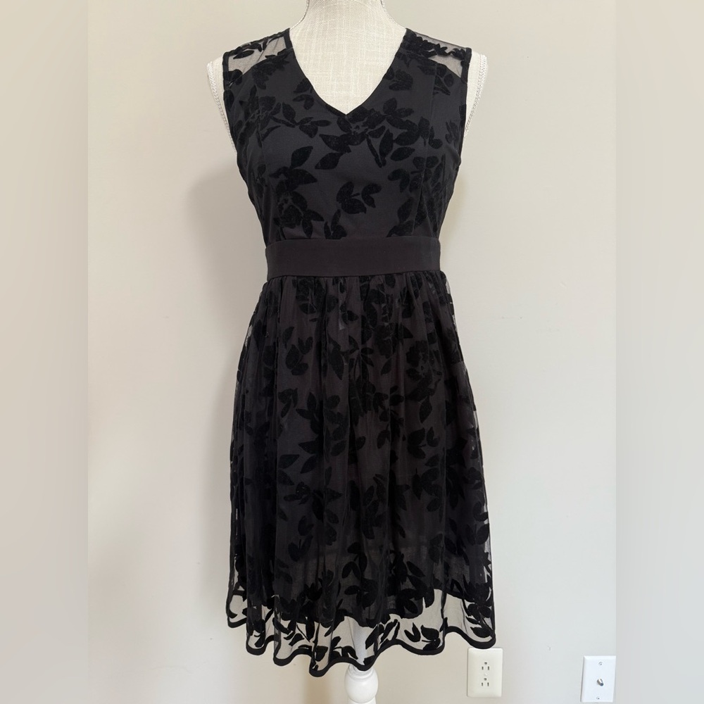 Altar'd State Black Velvet Floral & Lace Midi Dress